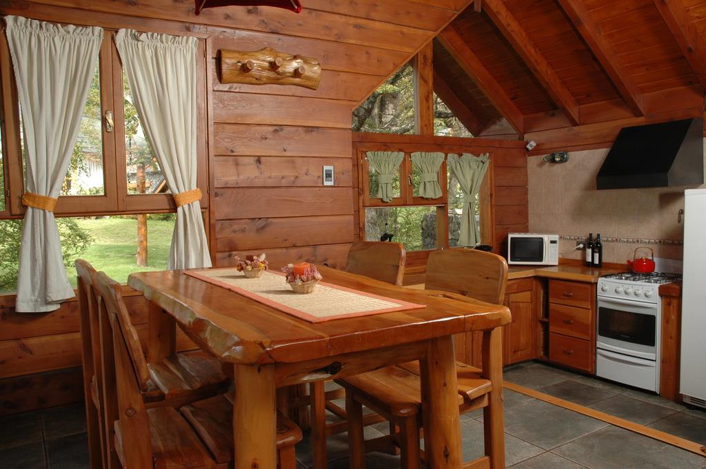 La Estancia Cabanas Villa La Angostura Bagian luar foto