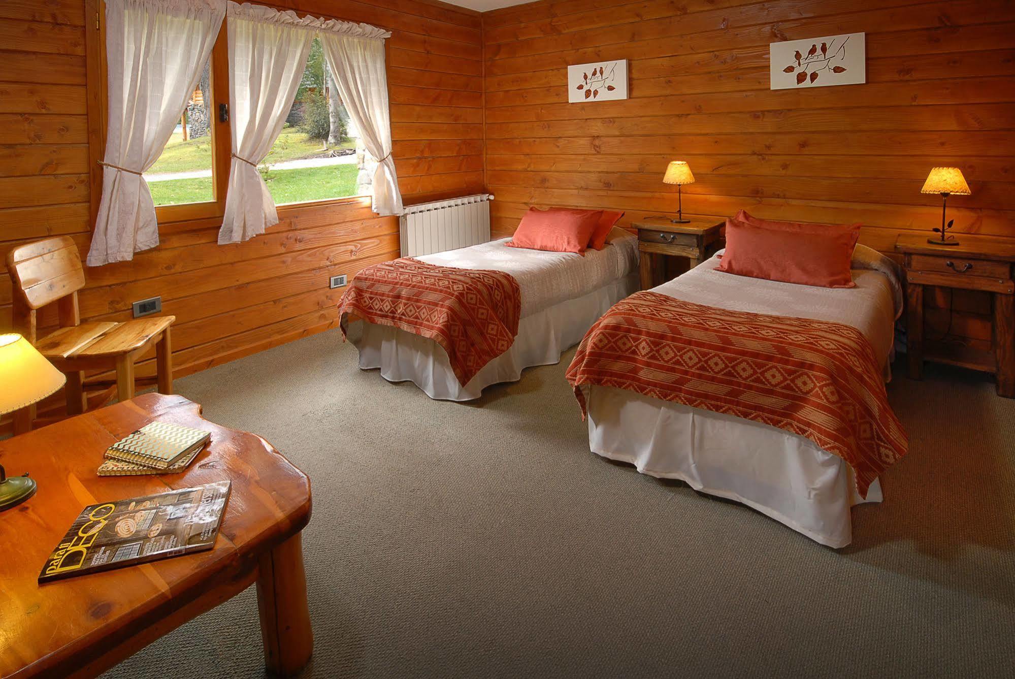La Estancia Cabanas Villa La Angostura Bagian luar foto