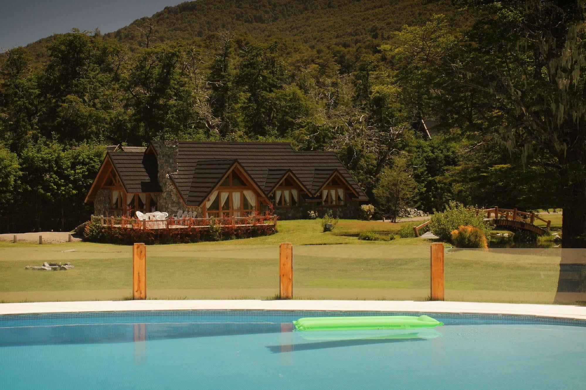La Estancia Cabanas Villa La Angostura Bagian luar foto